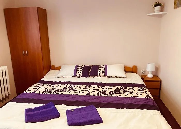 Dworek Ewunia ויסלאו